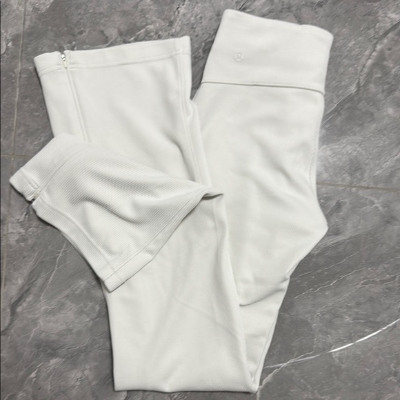 Lululemon bone colored  High-Waisted flare leg Leggings - Picture 1 of 4